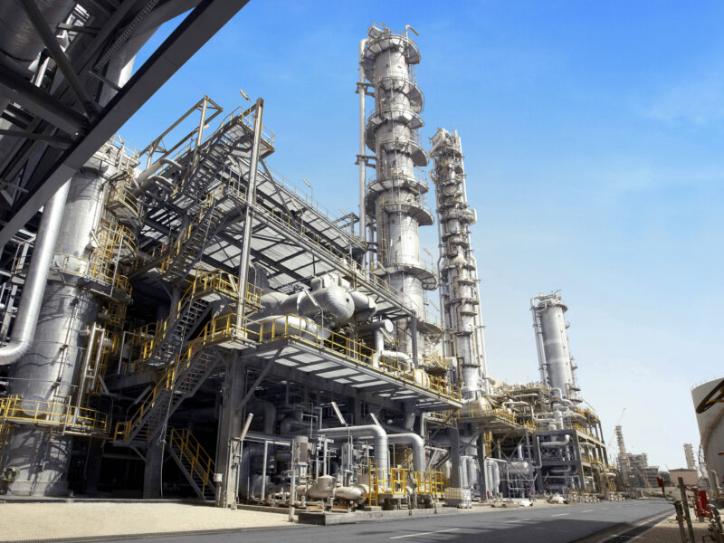 Saudi-chemical-refinery-Seci-wikimedia-commons.jpg